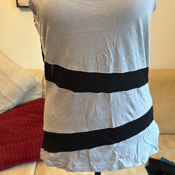 Fabletics Top - Picture 2 of 8